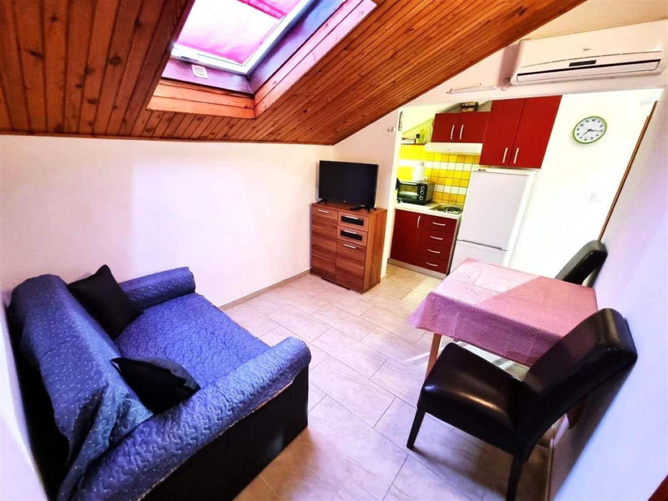 Apartmani Banic 포스티라 외부 사진