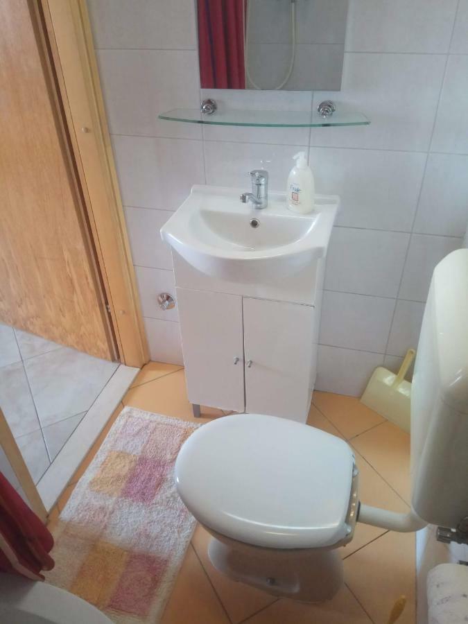 Apartmani Banic 포스티라 외부 사진
